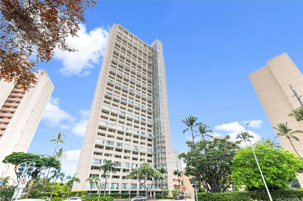 555 University Avenue # 2801, Honolulu