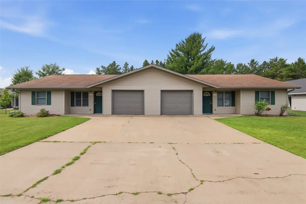 1203/1205 W Center Street, Chetek