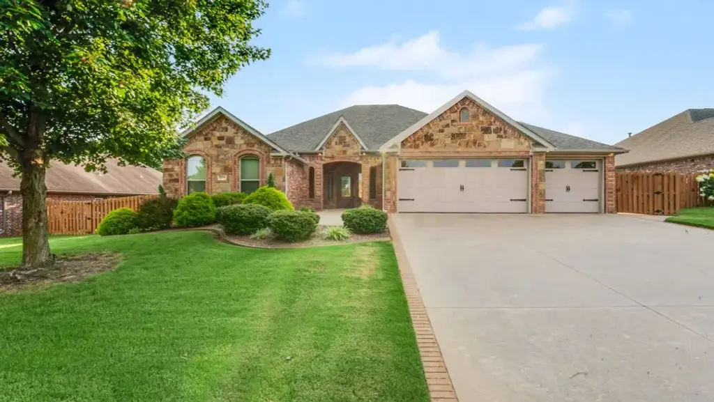 2606 Sw Glenn Ridge Road, Bentonville