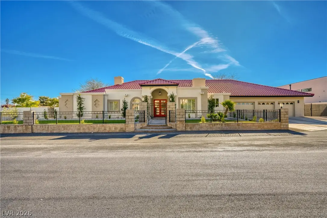 8755 Hickam Avenue, Las Vegas