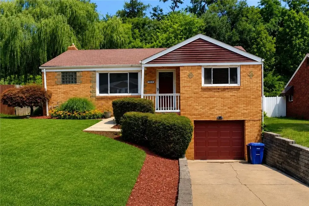 1035 Sanda Drive , Baldwin Boro