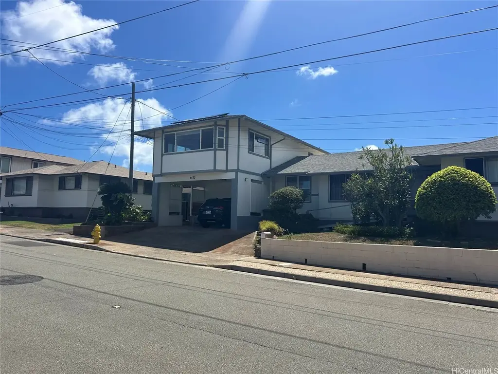 4432 Puu Panini Avenue, Honolulu