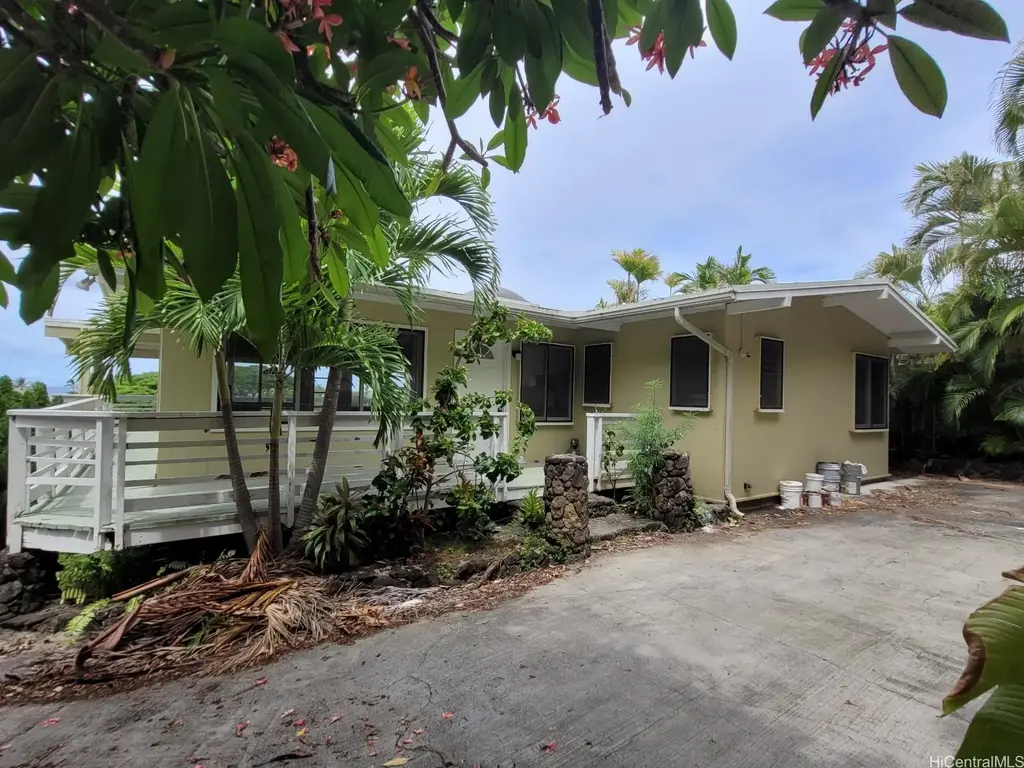 1069 Aalapapa Drive # Upper, Kailua