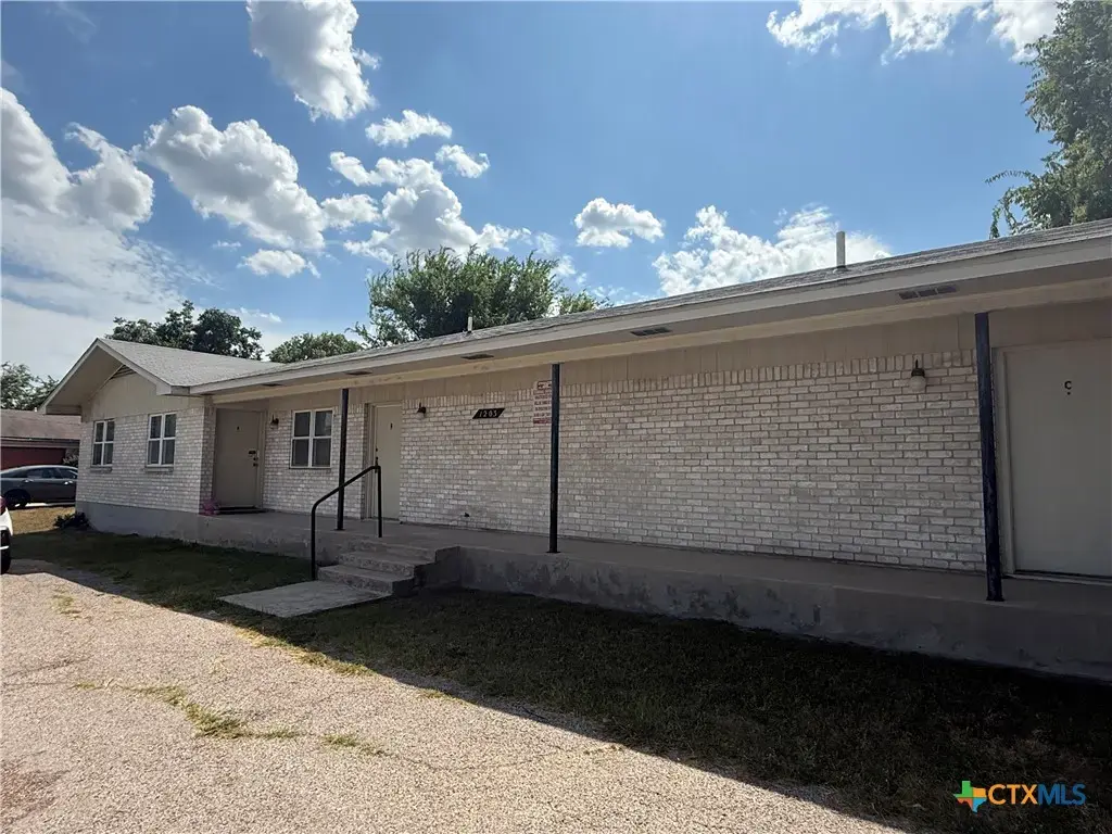 1203 Willow Springs Road, Killeen