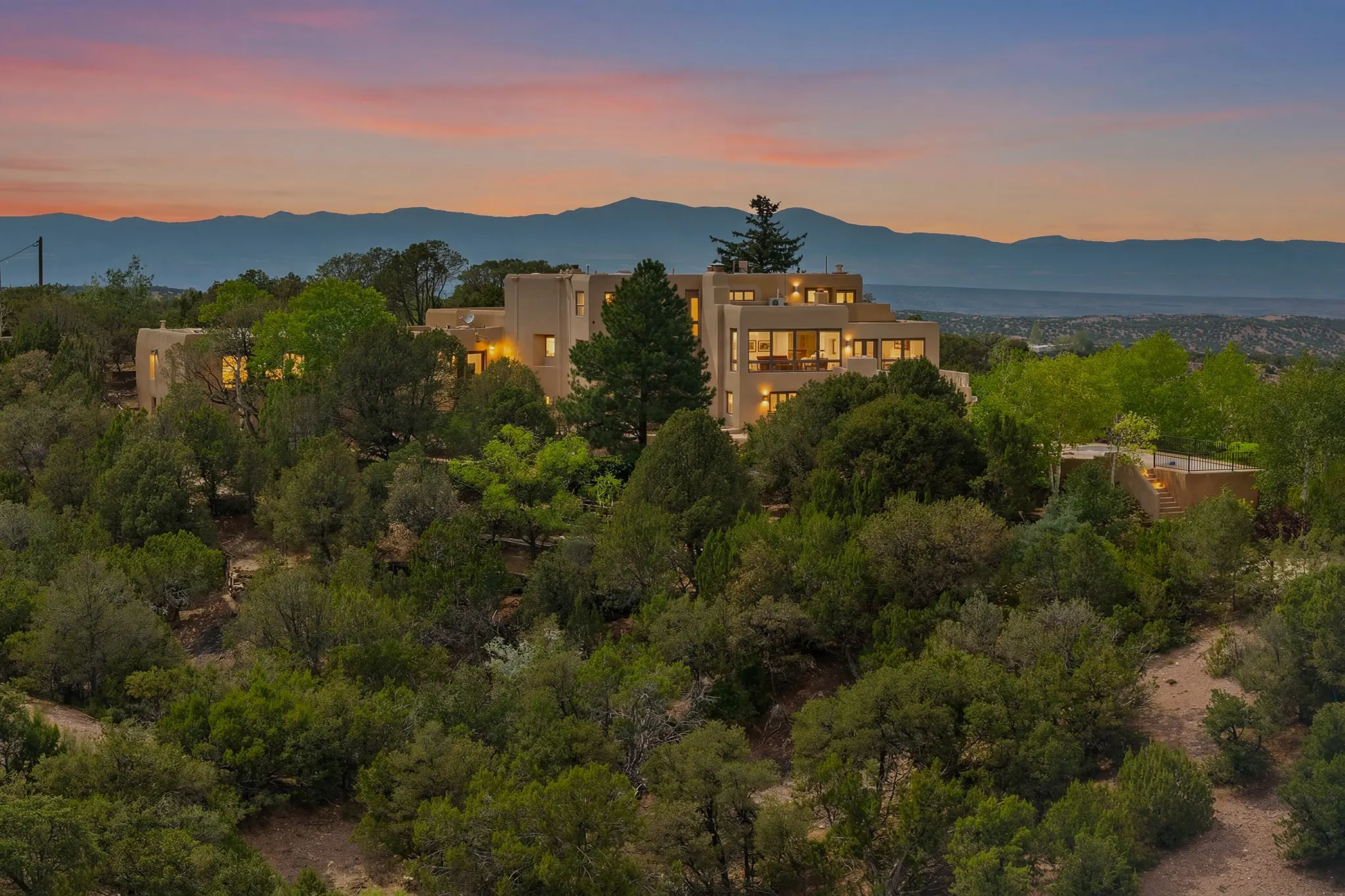 197 Circle Drive, Santa Fe