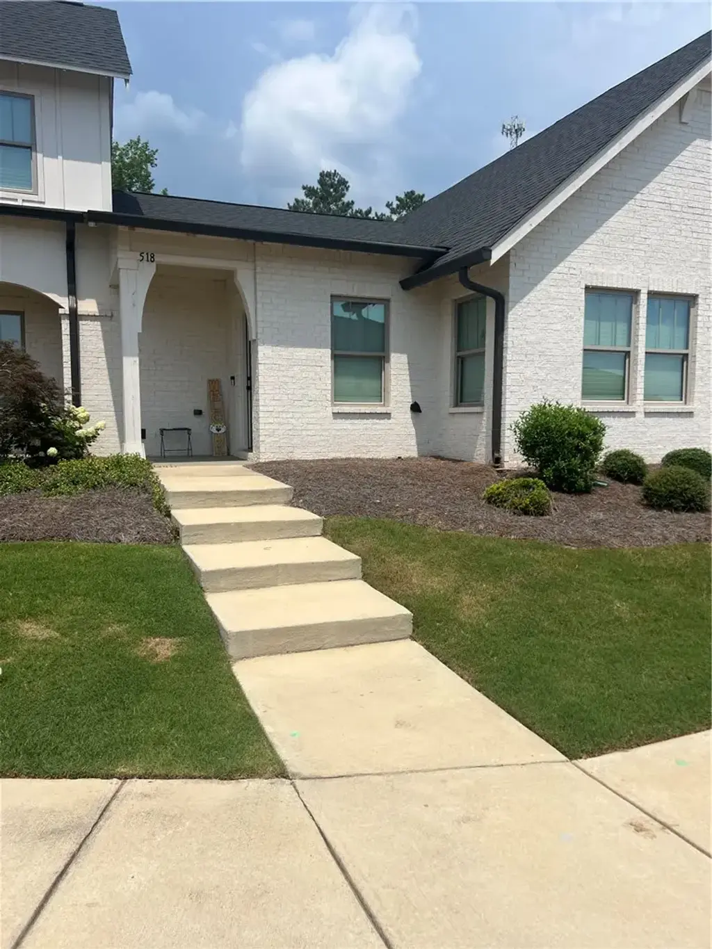 518 Grey Oak Cir, Auburn