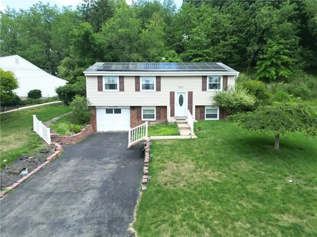 2714 Tillia Street , Shaler