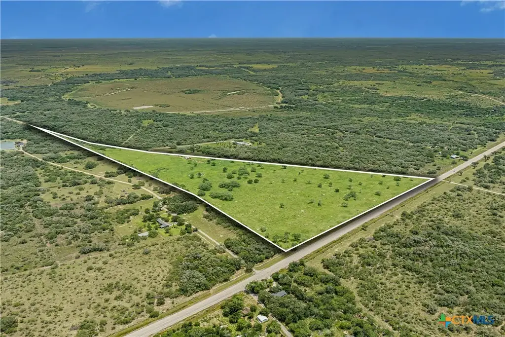 Hwy 183, Refugio