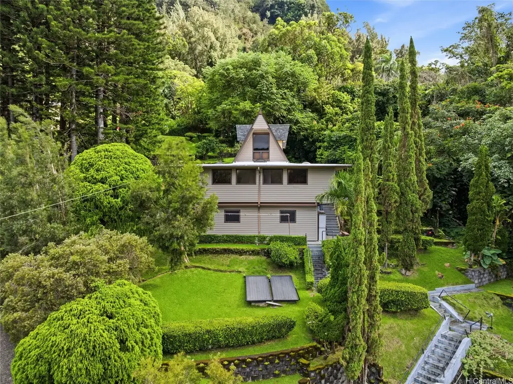 108 Meleana Place, Honolulu