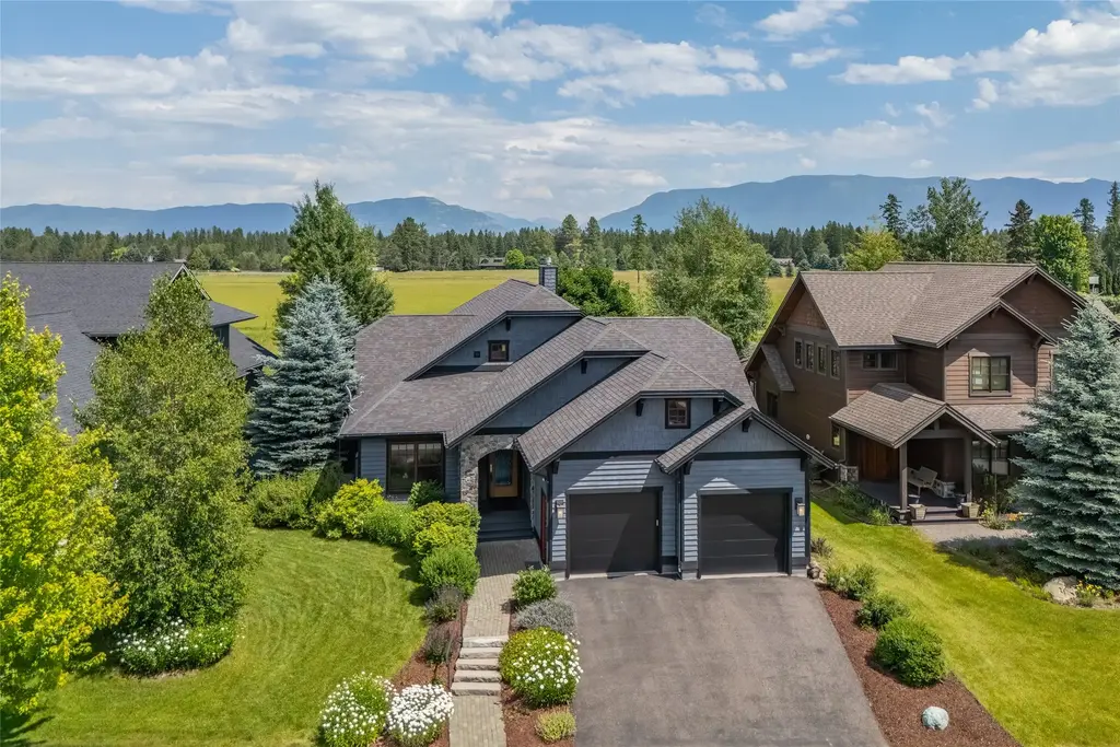 4993 Flatwater Drive, Whitefish