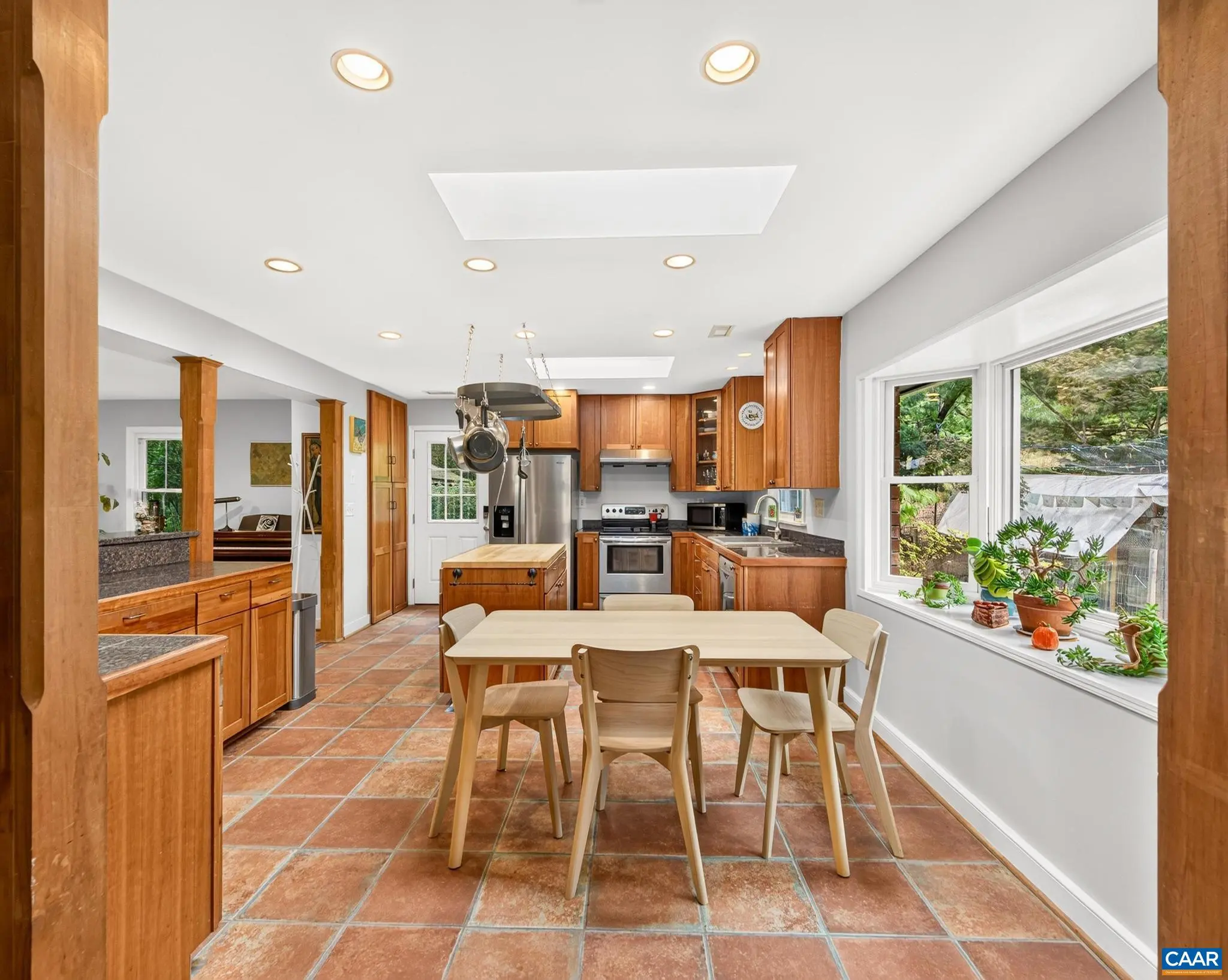 340 Key West Dr, Charlottesville