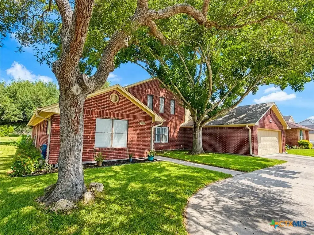 504 Colony Creek Drive, Victoria
