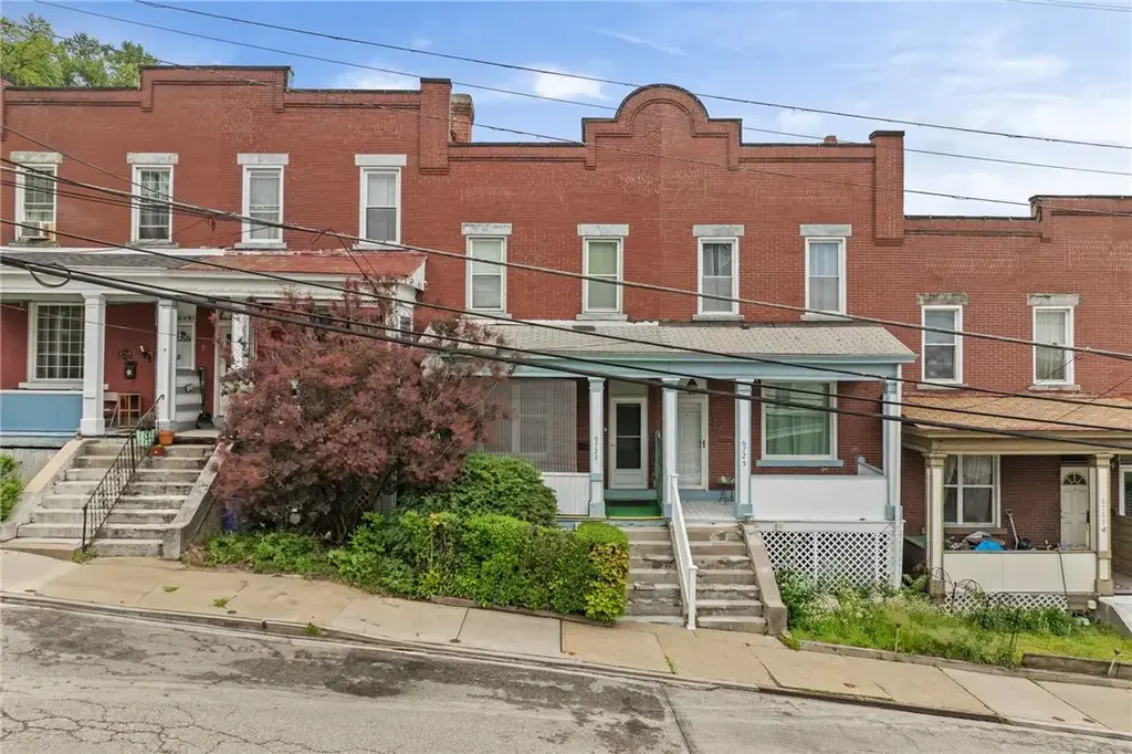 6723 Greenwood Street, Morningside