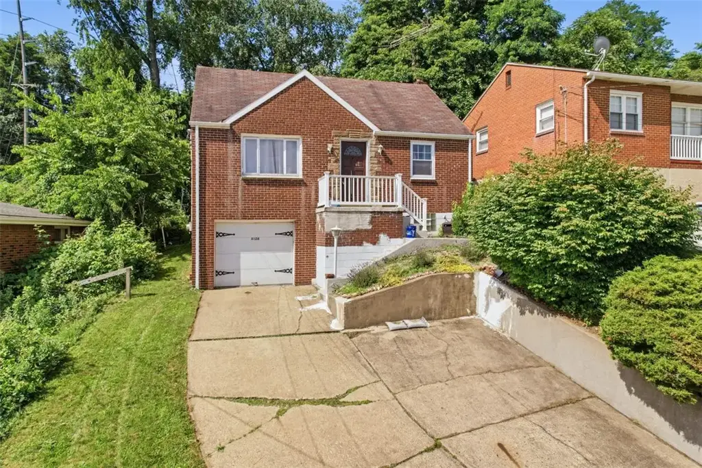 4426 Glencairn Street , West Mifflin