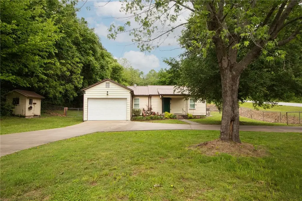 8504 Goose Creek Road, Fayetteville