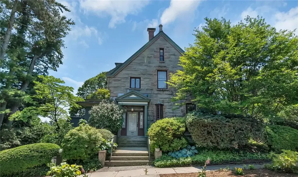 45 Hazard Ave, Providence