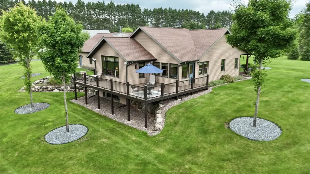 2521 Lake Nokomis Rd, Tomahawk