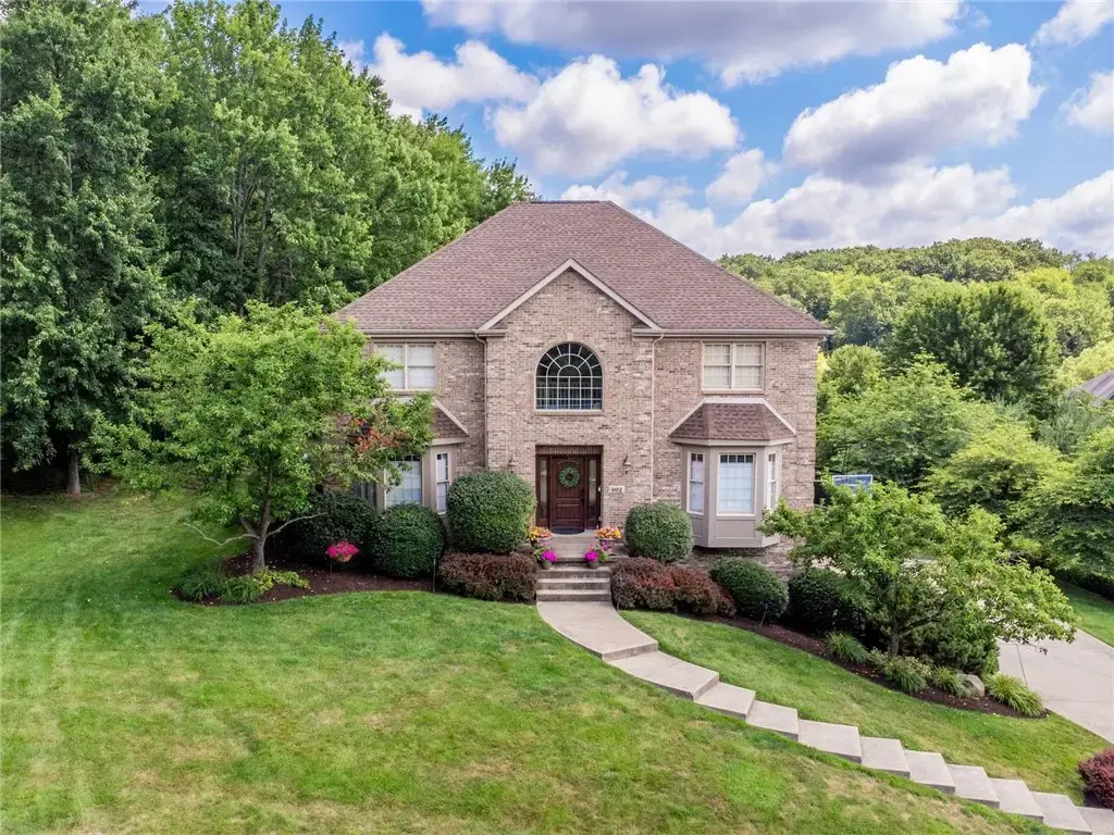 402 Honey Locust Drive , Cranberry