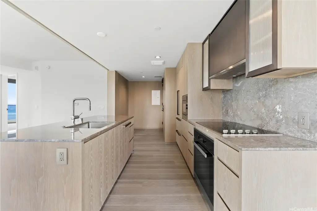 1000 Auahi Street # 1410, Honolulu