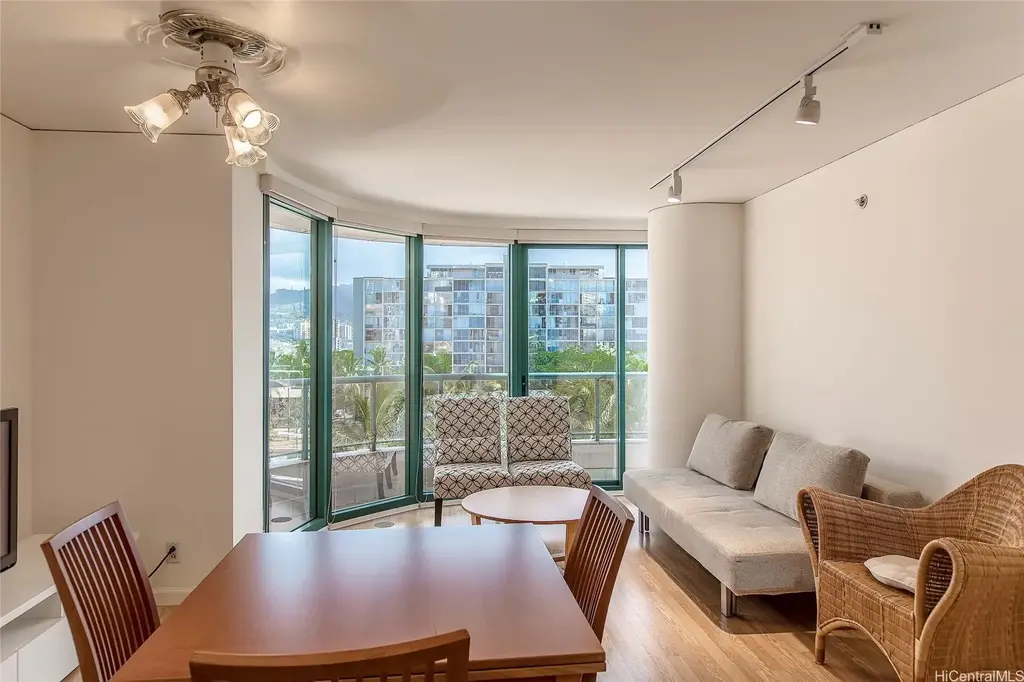 1888 Kalakaua Avenue # 903, Honolulu