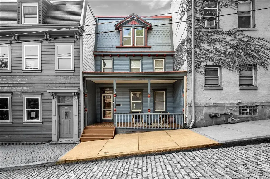 1207 Linden Place , Central North Side