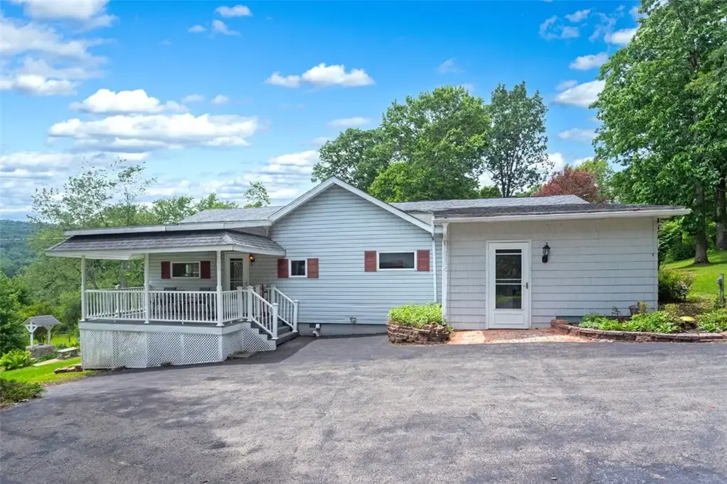 395 Cranberry Road , Lower Turkeyfoot