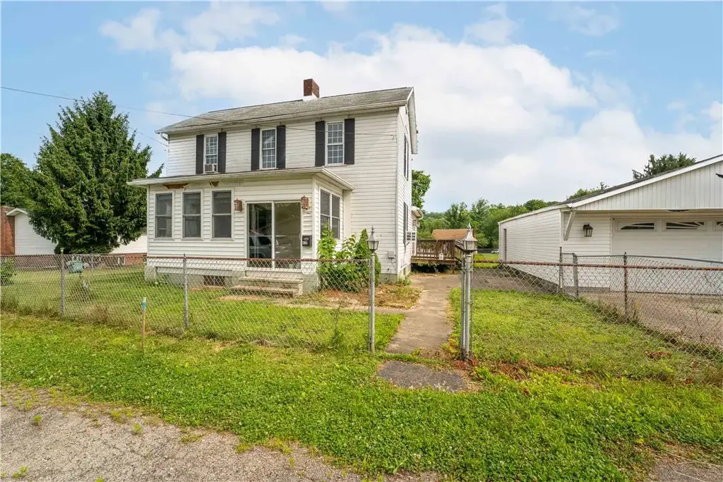 412 Commercial Avenue , Masontown