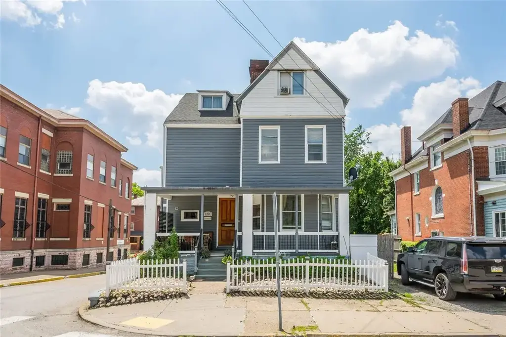 2834 Bedford Avenue , Hill District
