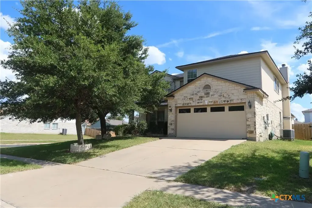 5206 Golden Gate Drive, Killeen