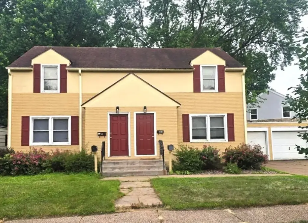 603 & 605 Ripley Avenue 603 605, Eau Claire