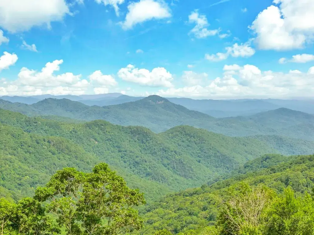 140 Foggy Hollow, Blowing Rock