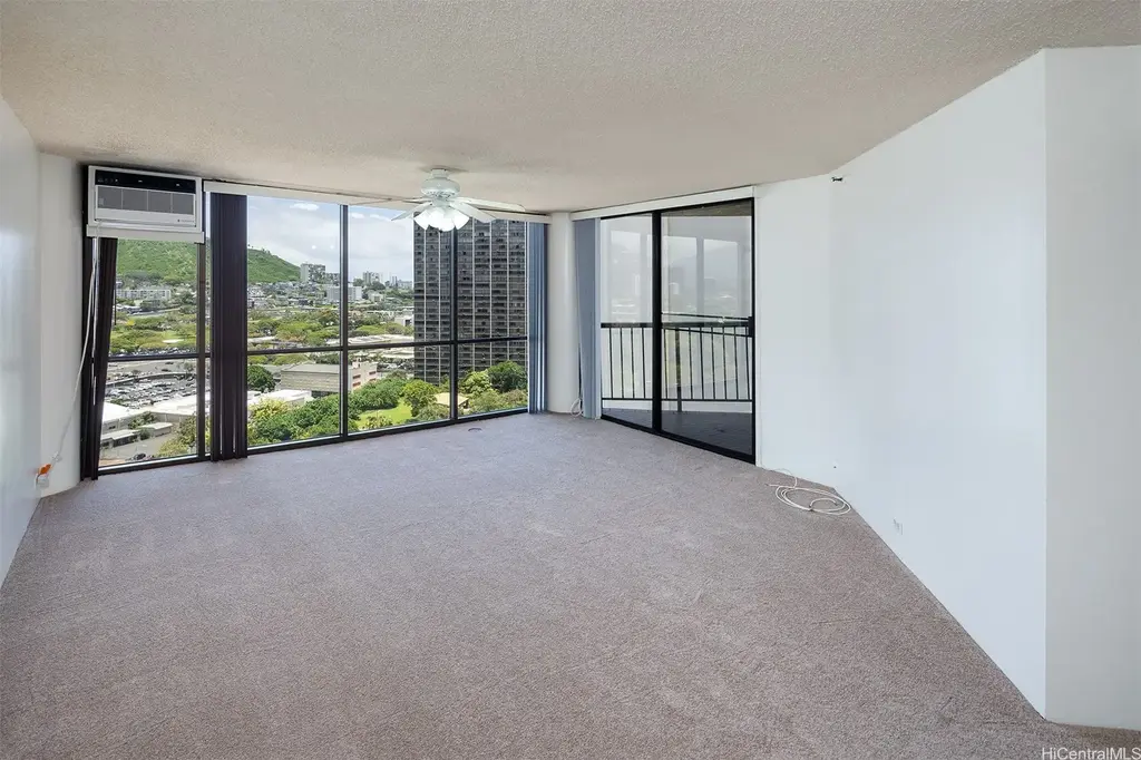 60 N Beretania Street # 2007, Honolulu