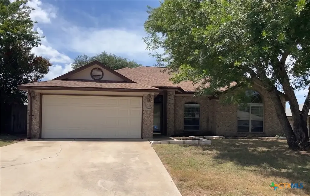 3906 Lone Oak Drive, Killeen