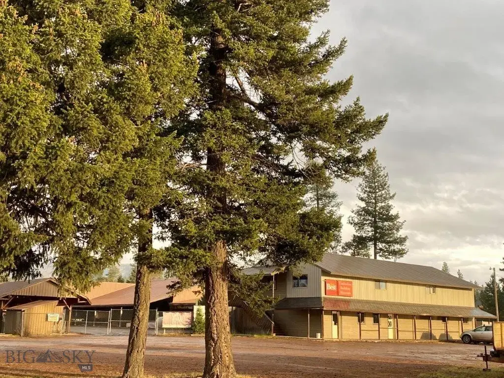 3096 Hwy 83 N, Seeley Lake
