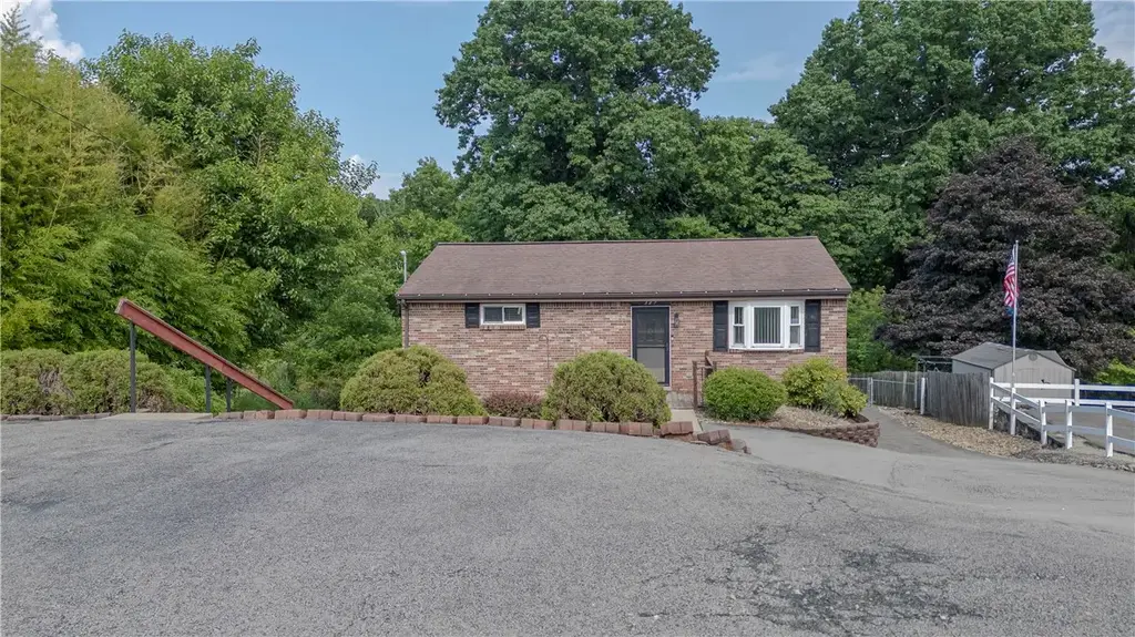 327 Beech Road , Plum Boro