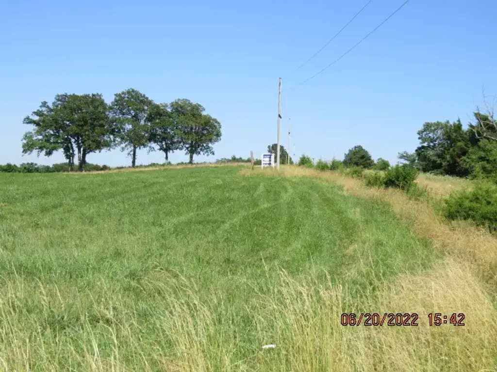 14463 S Hwy 170, West Fork