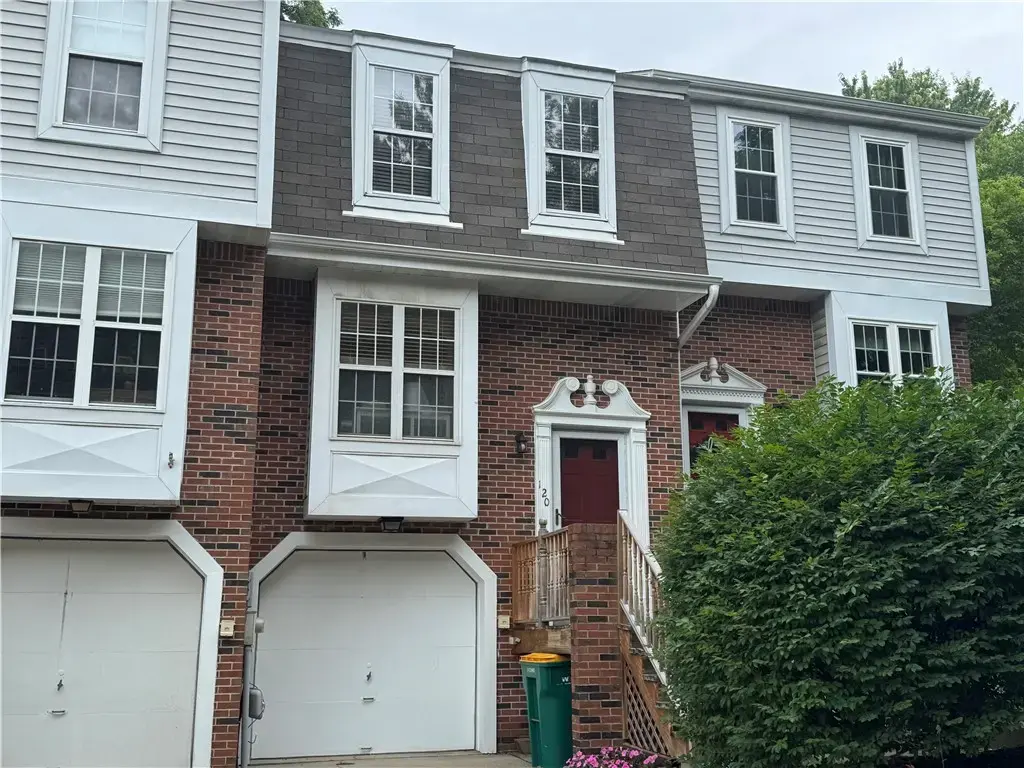 120 Spruce Court , Ross