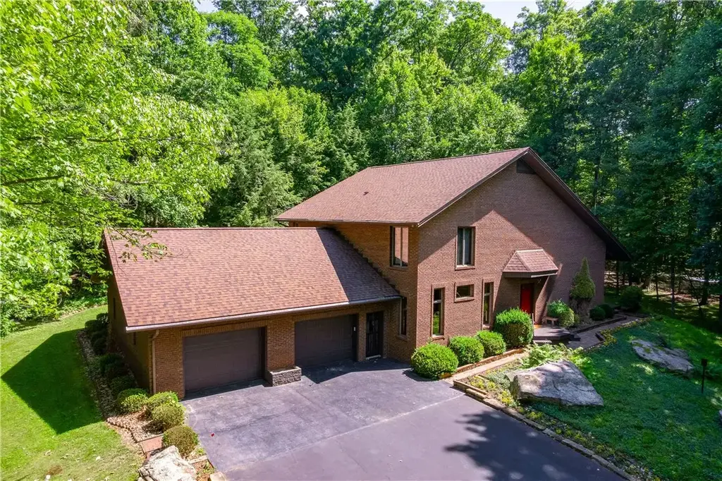 345 Harmony Road , Slippery Rock