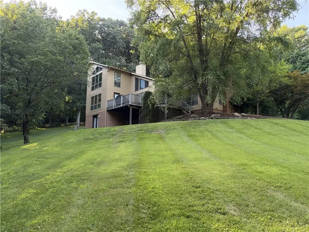 4900 Cole Road, Murrysville