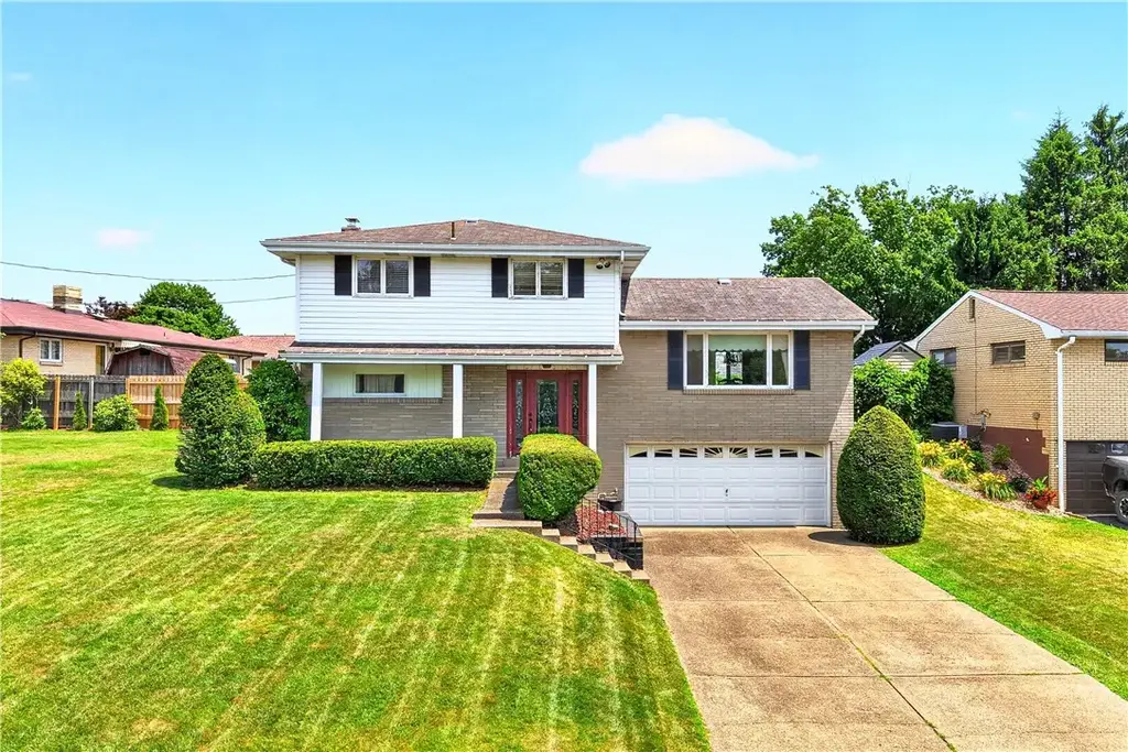 203 Halsey Drive , McKeesport