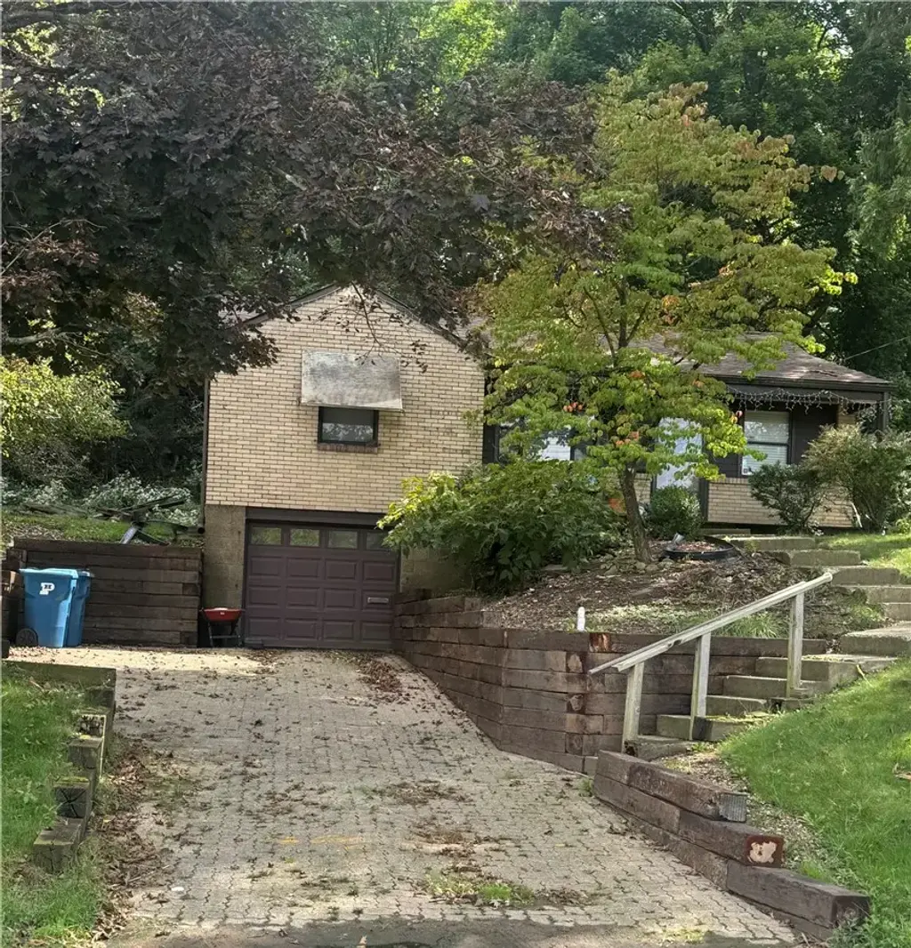 386 Dorothy Drive , Penn Hills