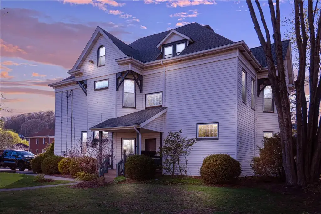 502 Walnut Avenue , Clairton