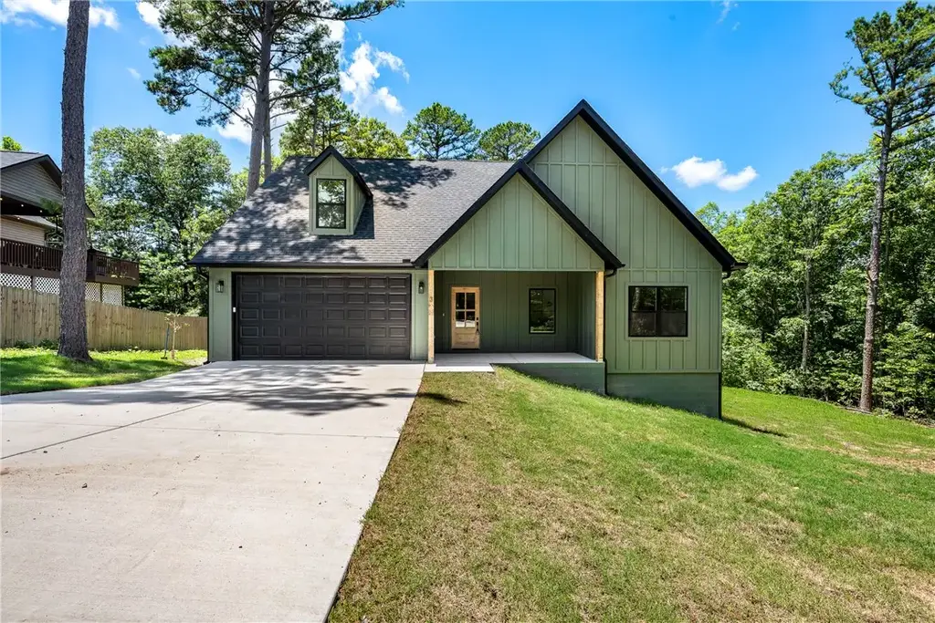 3 Blyton Lane, Bella Vista