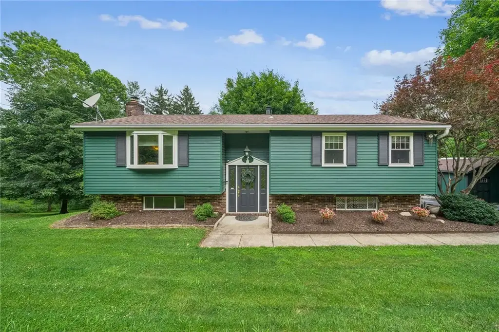 218 4th Street Extension , Chartiers
