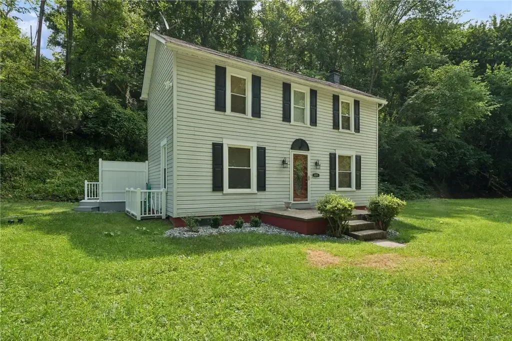 1071 Paintertown Road , North Huntingdon