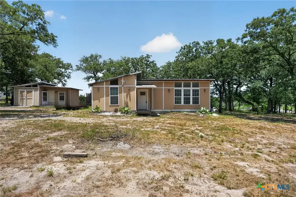 922 Northwood Circle, Rockdale