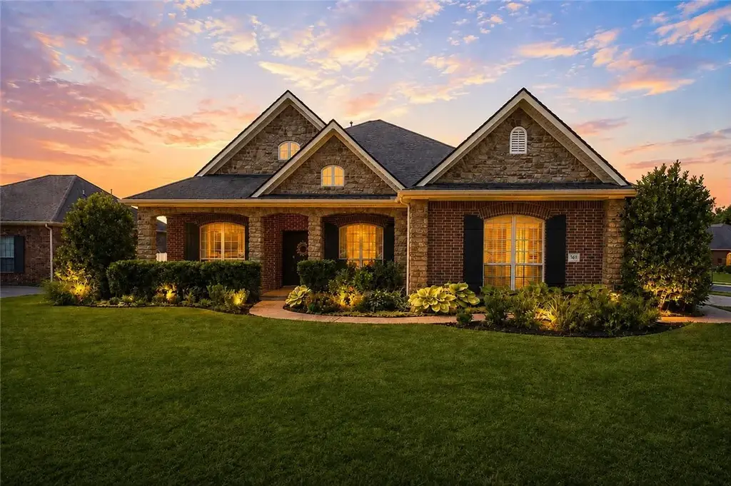5603 Sombreado Road, Fayetteville
