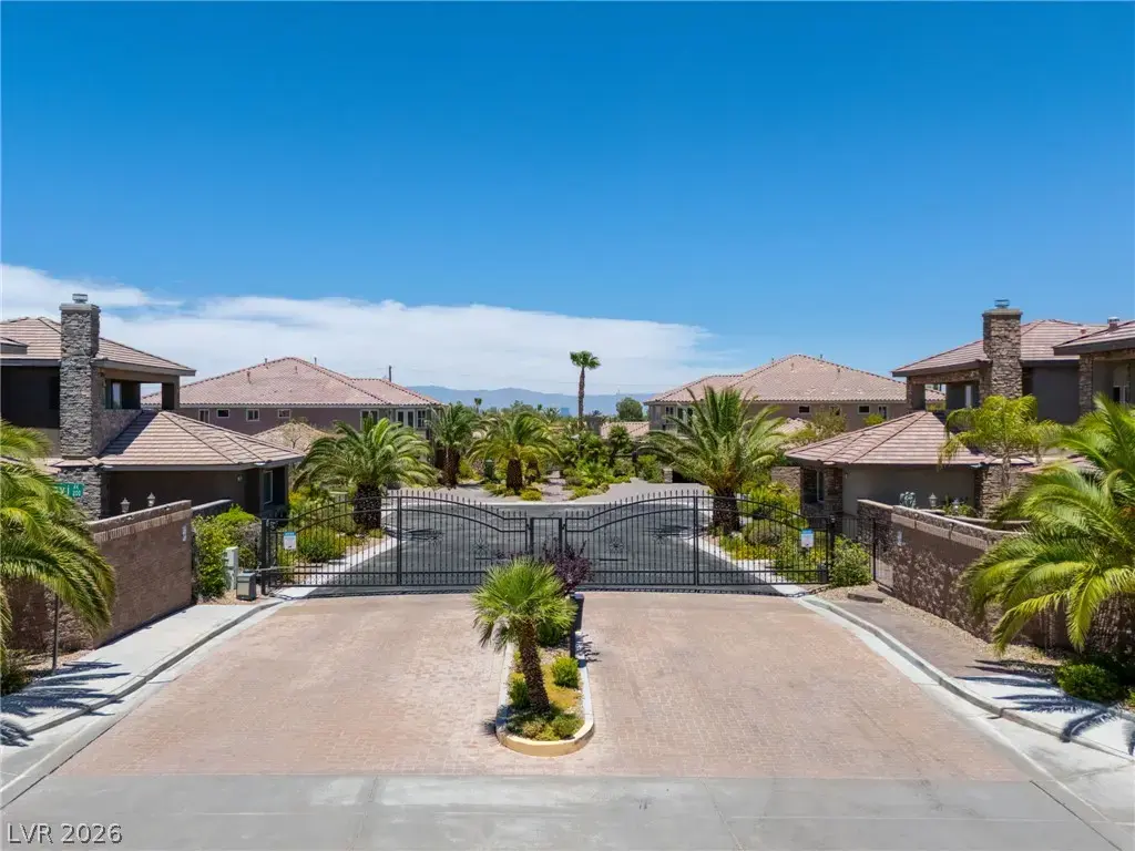 208 E Levi Avenue, Las Vegas