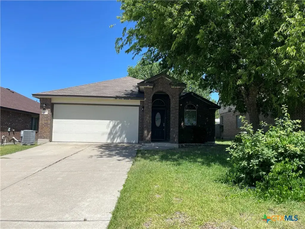 5901 Huntington Drive, Temple