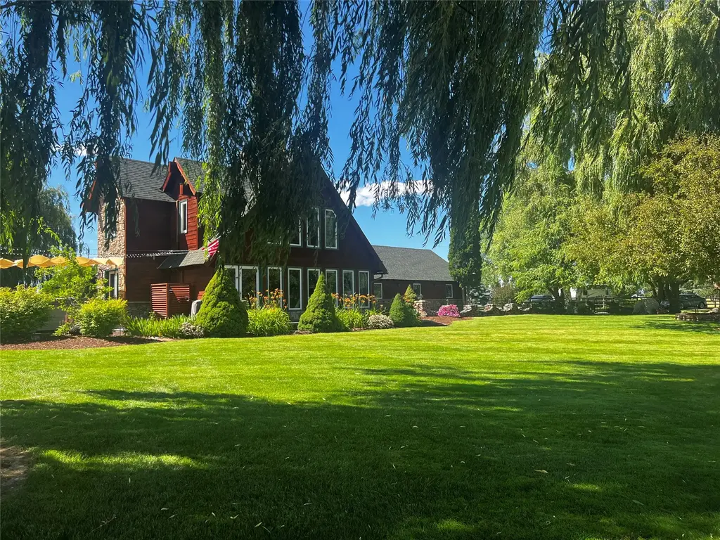 48539 Rocky Butte Road, Ronan